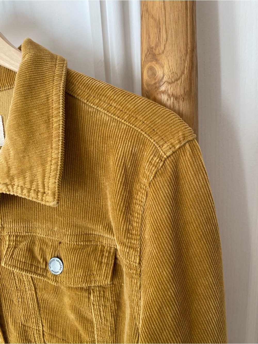 Universal Thread Mustard Yellow Corduroy Trucker Jacket Medium Fall - Picture 2 of 8